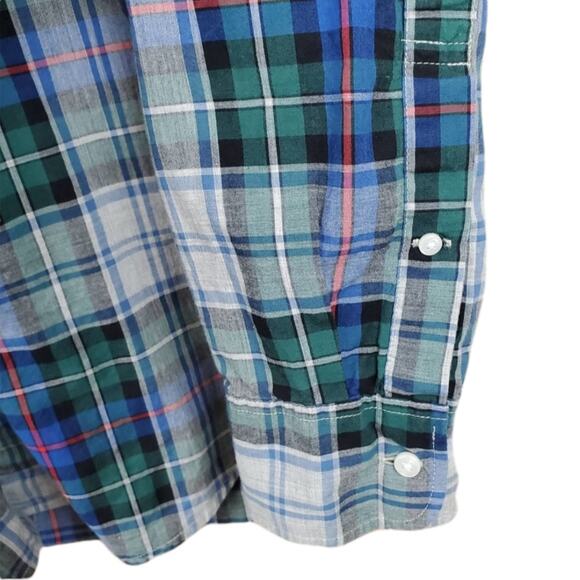 Classic J Crew Button Down Shirt Sz Medium - Picture 4 of 7